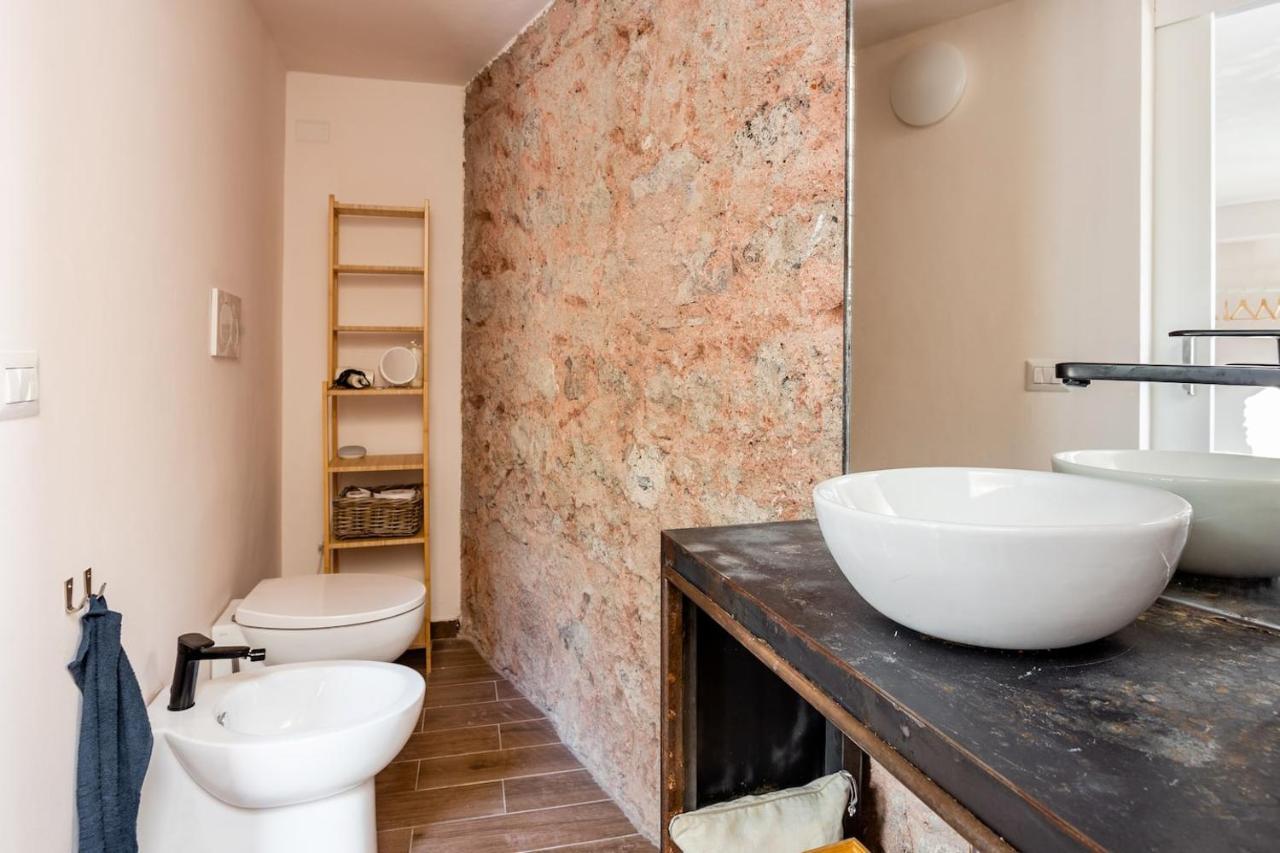 Home Rising Sun - Rooms With Private Bathrooms Catánia Buitenkant foto