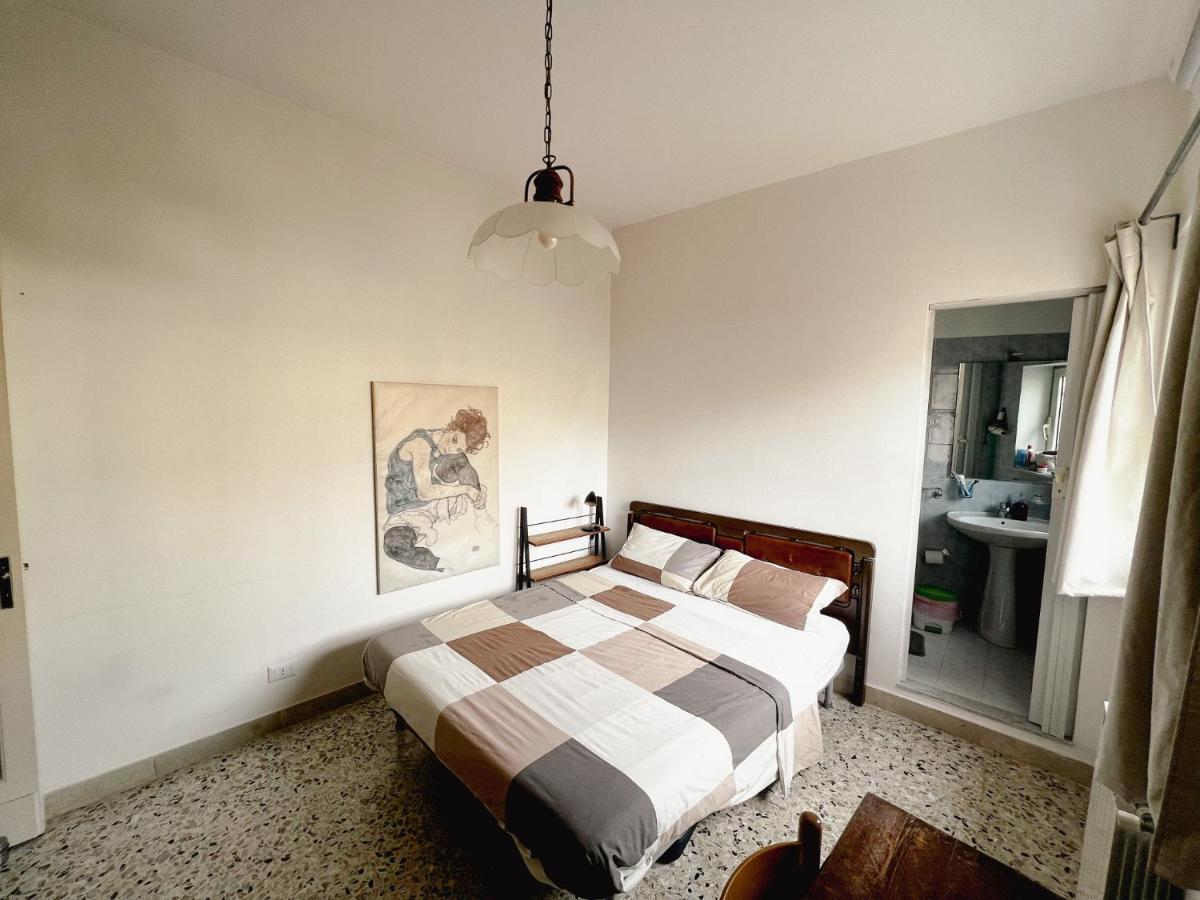 Home Rising Sun - Rooms With Private Bathrooms Catánia Buitenkant foto